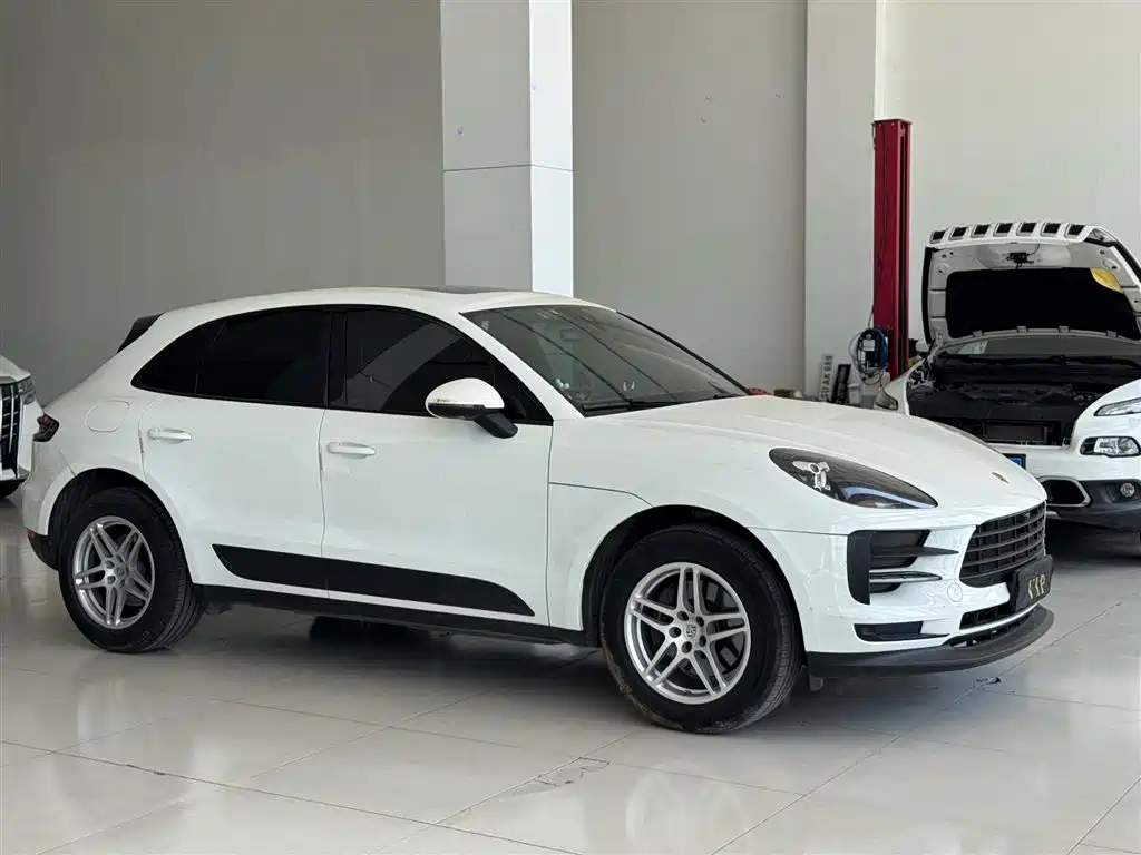 Porsche Porsche Macan 2021 2.0T 2022 - thumbnail 3
