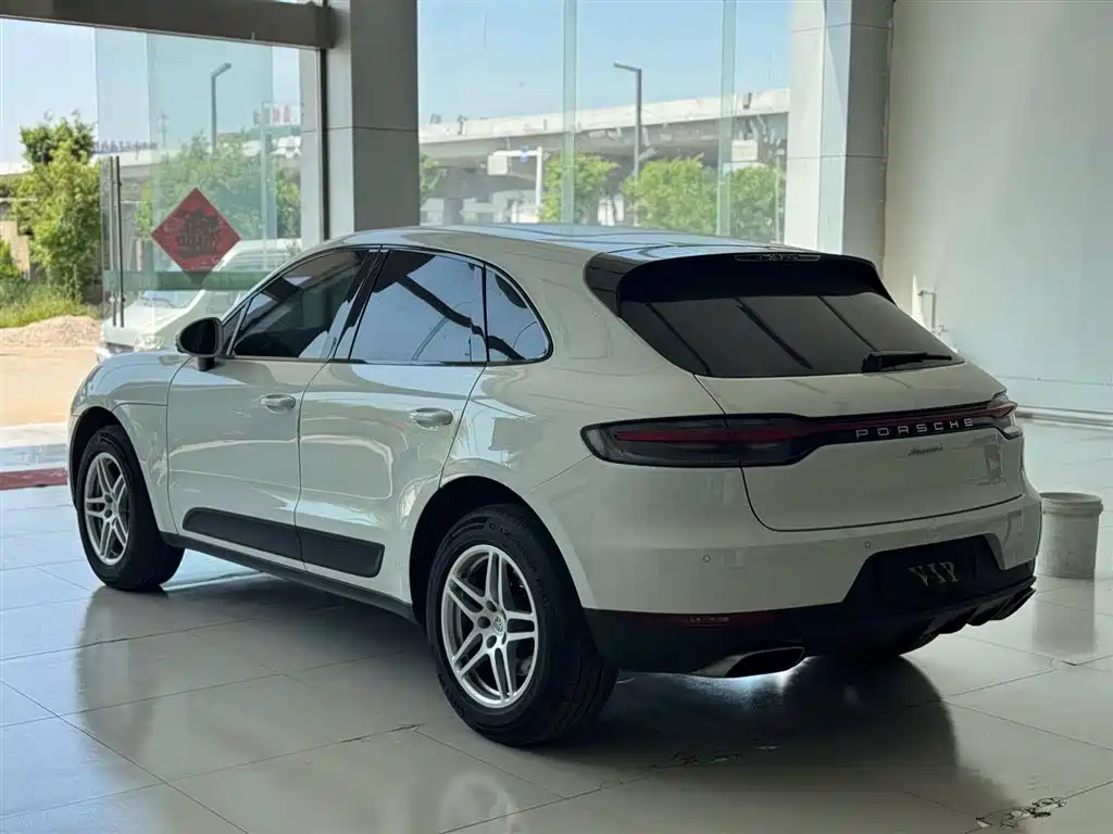 Porsche Porsche Macan 2021 2.0T 2022 - thumbnail 6