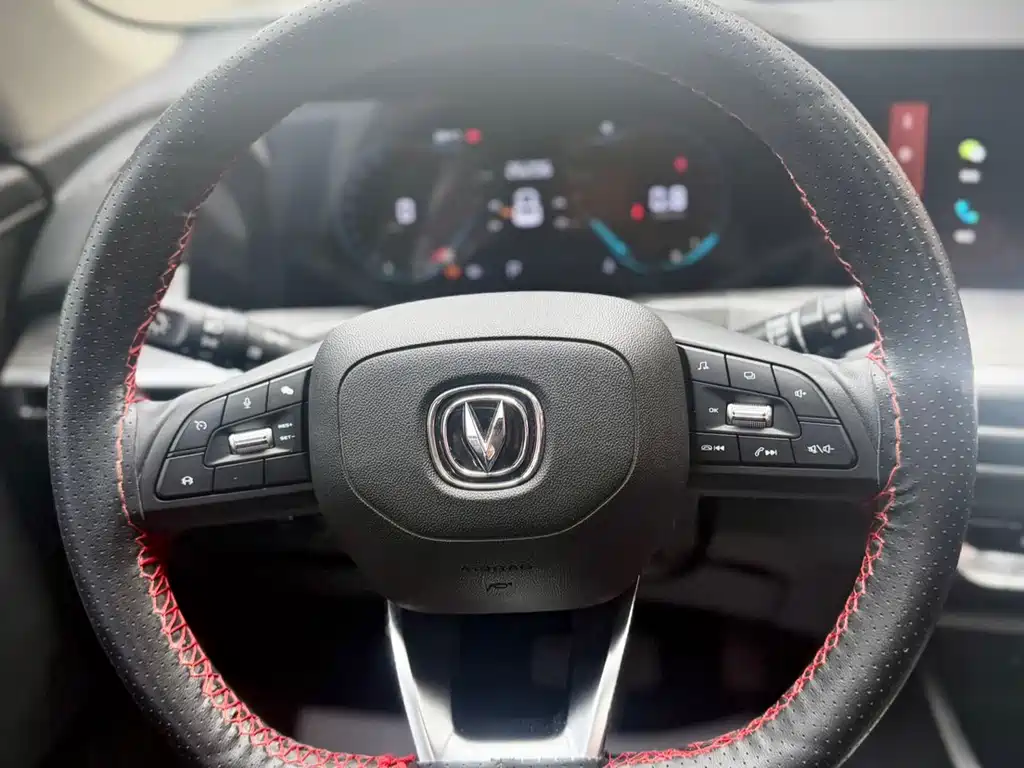 Changan Changan CS35PLUS 1.4T DCT Luxury 2021 - thumbnail 23