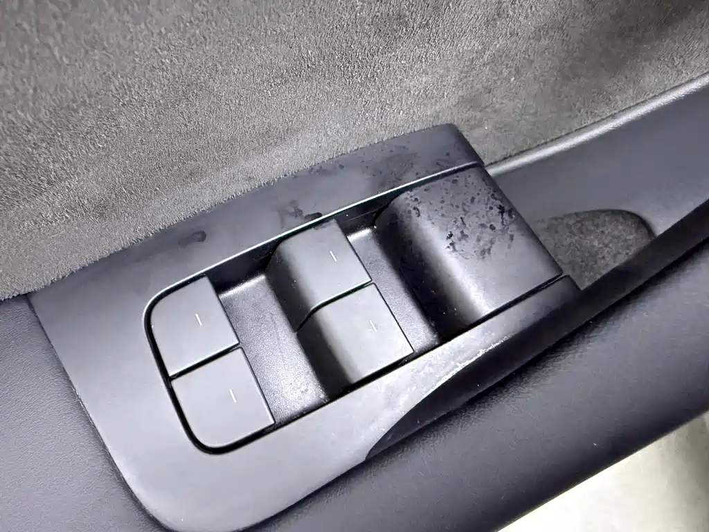 Tesla Tesla Model Y 2023 Long Range AWD 2024 - thumbnail 17