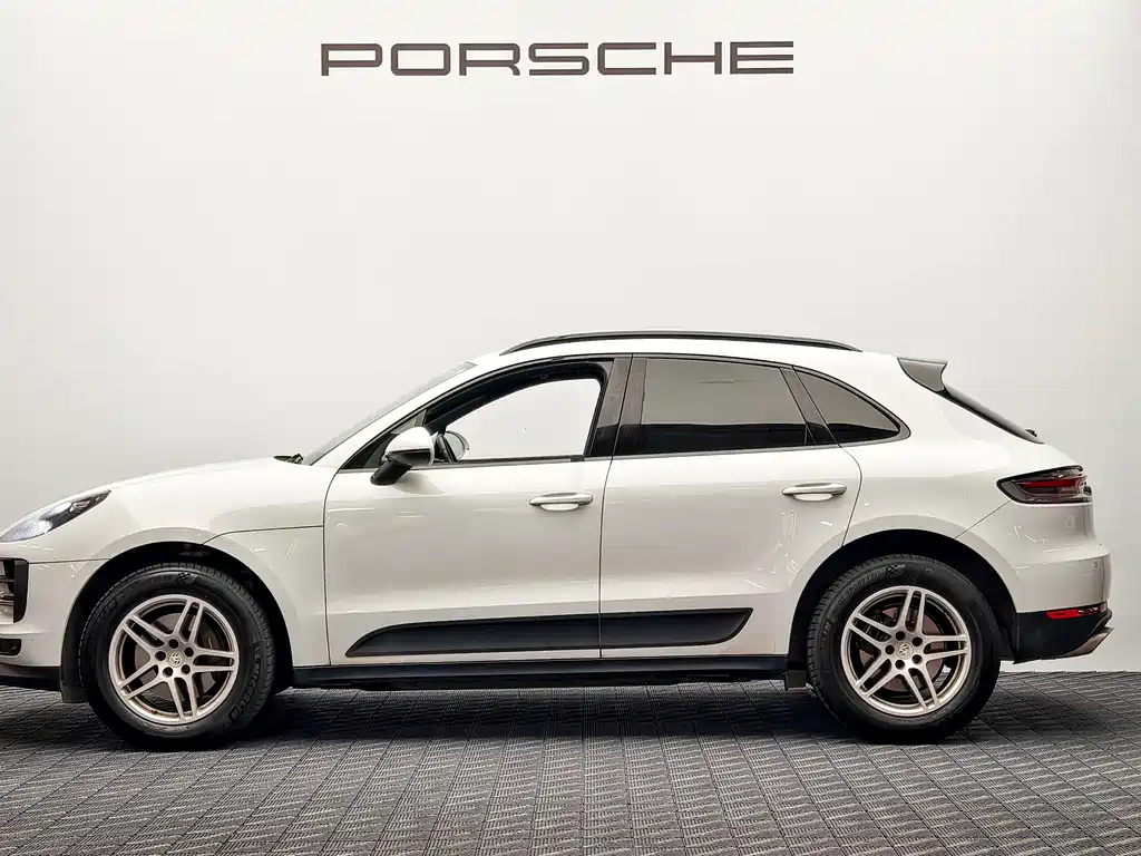 Porsche Porsche Macan 2019 Macan 2.0T 2020 - thumbnail 4