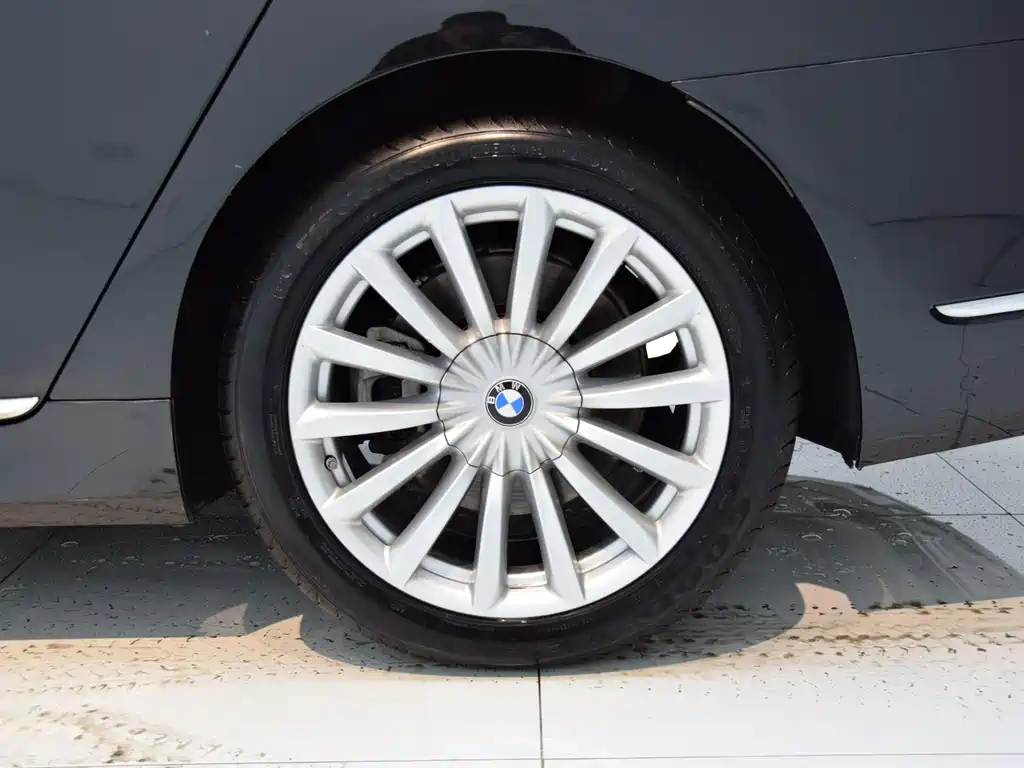 BMW BMW 7 Series 2021 730Li Luxury Package 2021 - thumbnail 25