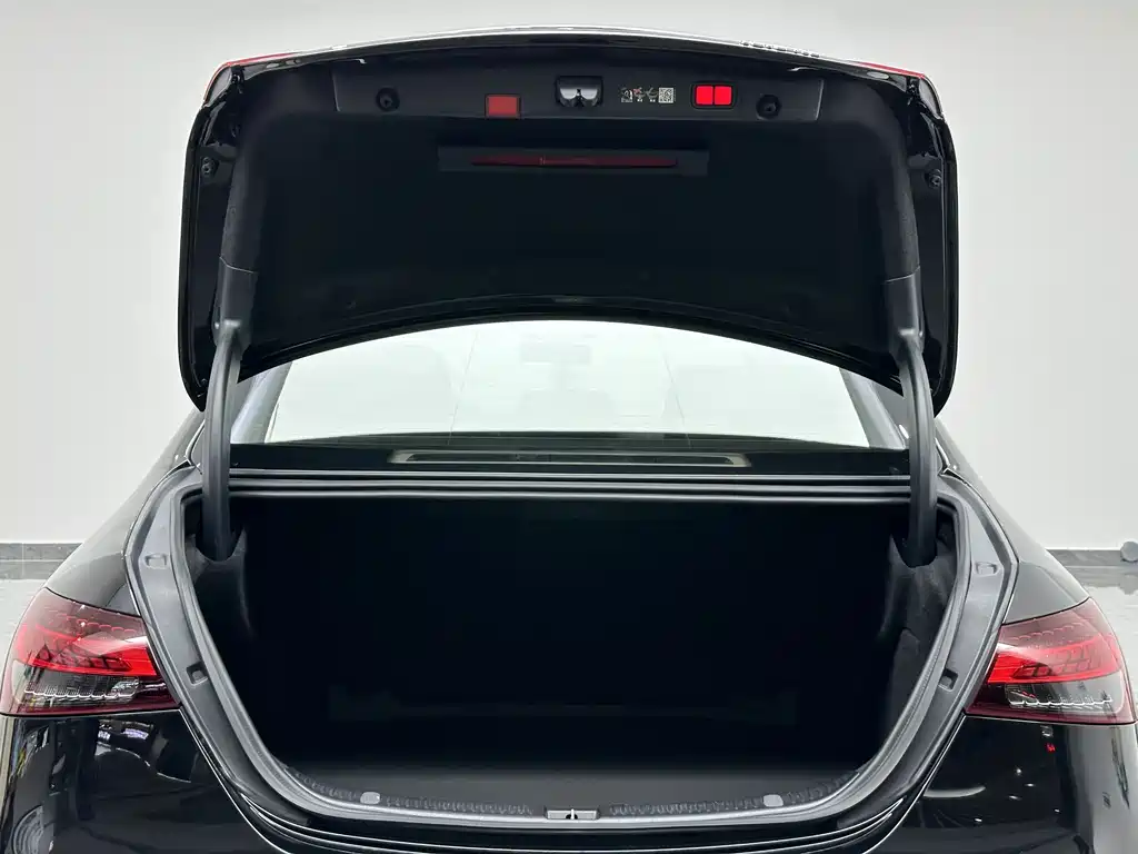 Mercedes-Benz Mercedes-Benz E-Class 2023 E 300 L Fashion 2023 - thumbnail 28