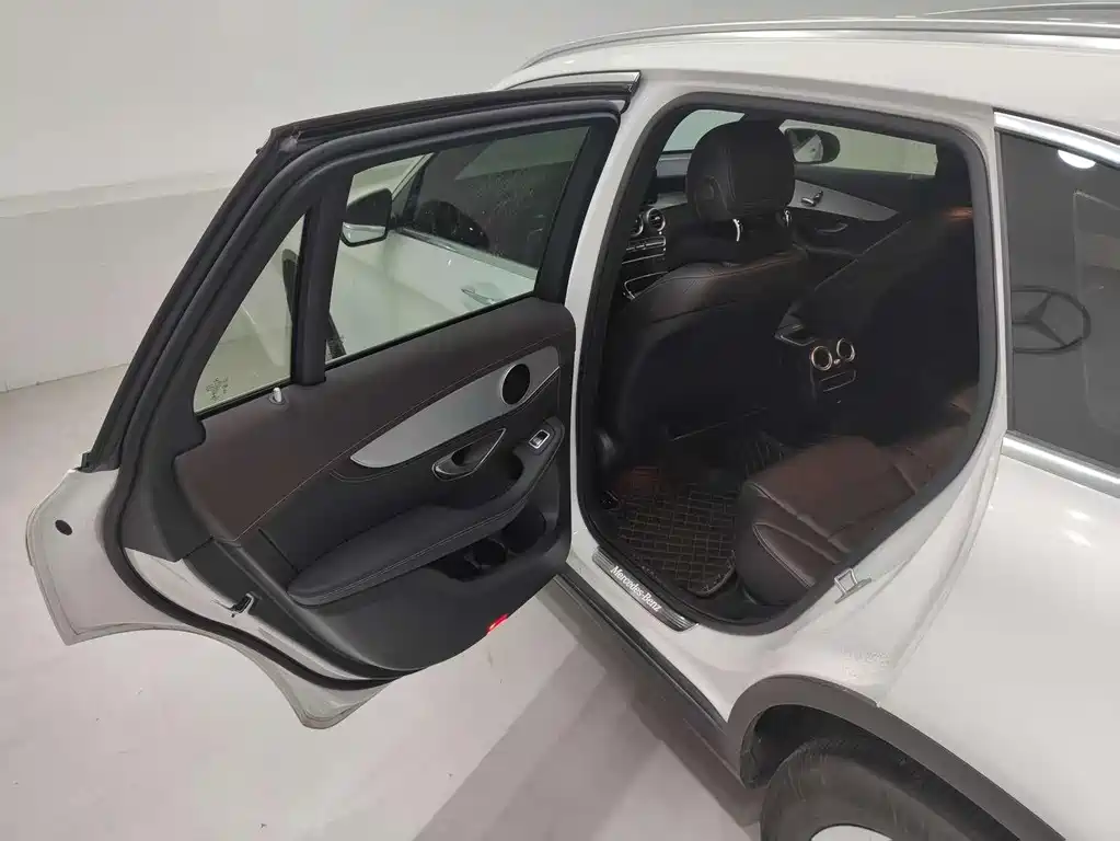 Mercedes-Benz Mercedes-Benz GLC 260 L 4MATIC Dynamic Edition 2020 Facelift 2020 - thumbnail 14