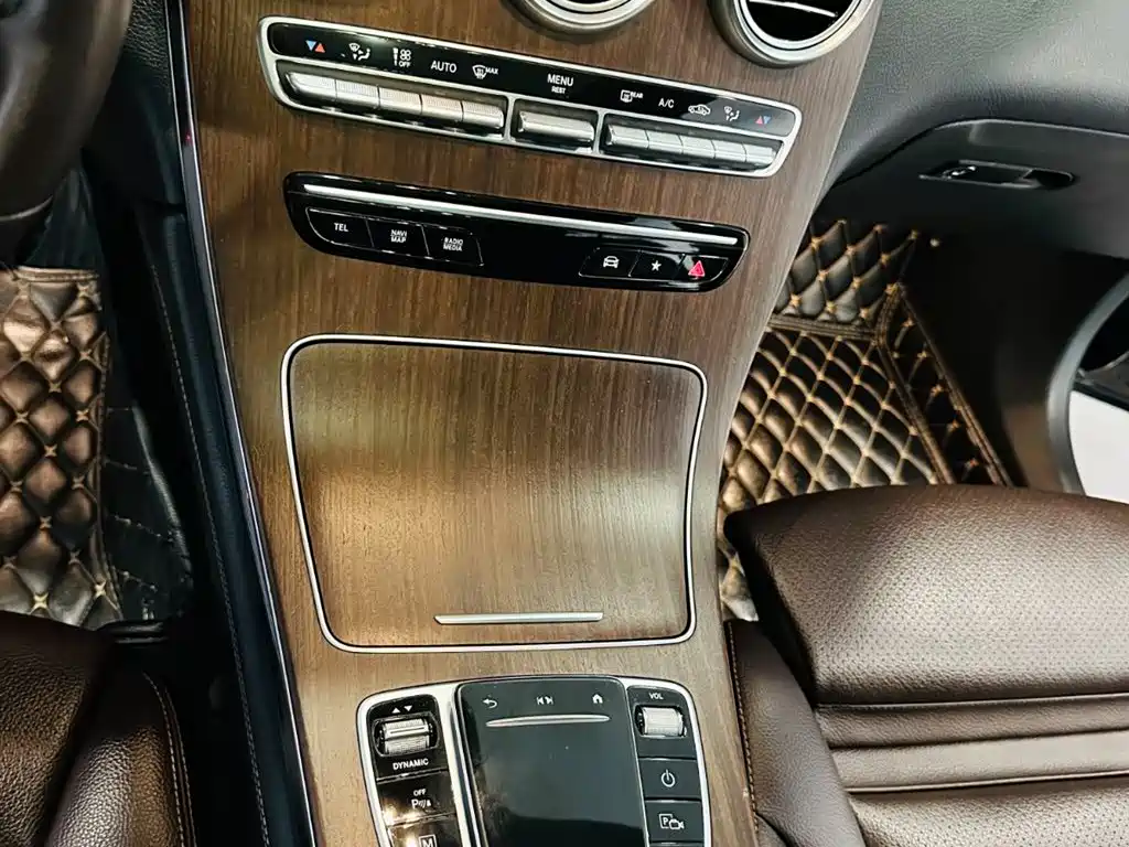 Mercedes-Benz Mercedes-Benz GLC 300 L 4MATIC Luxury 2019 - thumbnail 12