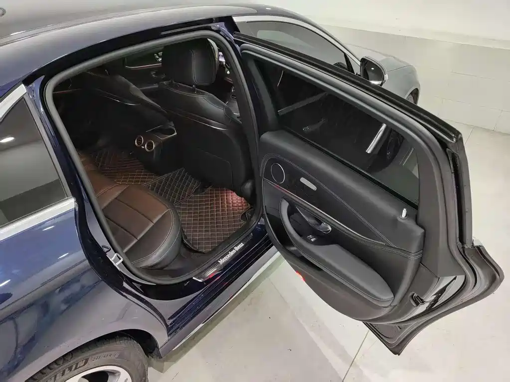 Mercedes-Benz Mercedes-Benz E-Class 2019 E 260 L Sport 2019 - thumbnail 11