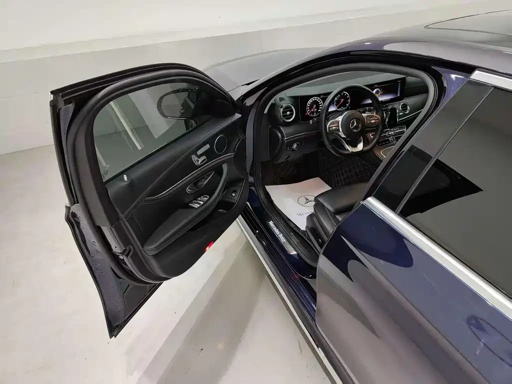 Mercedes-Benz Mercedes-Benz E-Class 2019 E 260 L Sport 2019 - thumbnail 19