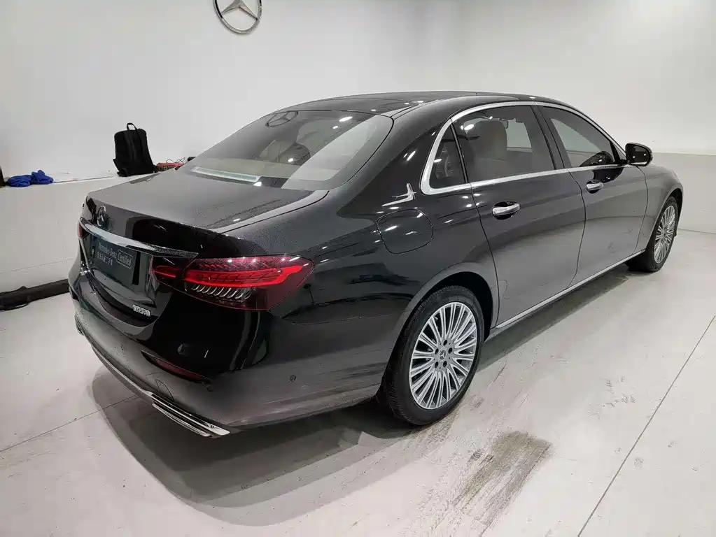 Mercedes-Benz Mercedes-Benz E-Class 2022 Facelift E 300 L Fashion Edition 2022 - thumbnail 3
