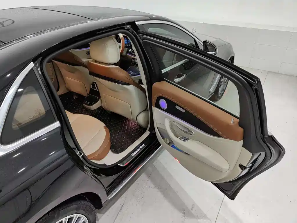 Mercedes-Benz Mercedes-Benz E-Class 2022 Facelift E 300 L Fashion Edition 2022 - thumbnail 18