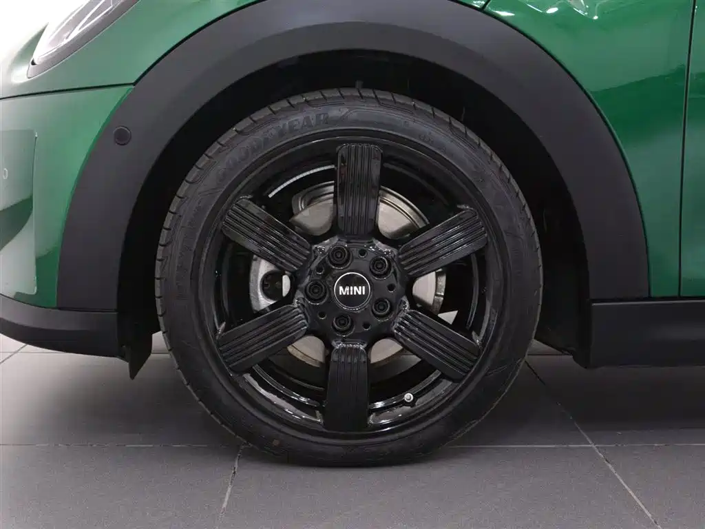 MINI MINI 2023 Facelift 1.5T COOPER Artist 2024 - thumbnail 8