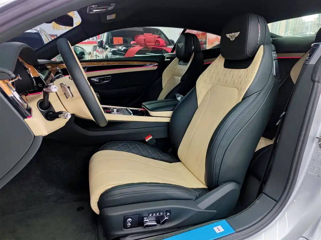 Bentley Bentley Continental GT 2018 6.0T W12 2020 - thumbnail 6