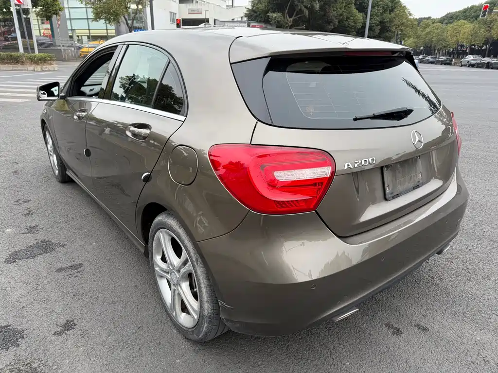 Mercedes-Benz Mercedes-Benz A-Class (Import) 2013 A 200 Urban 2014 - thumbnail 6
