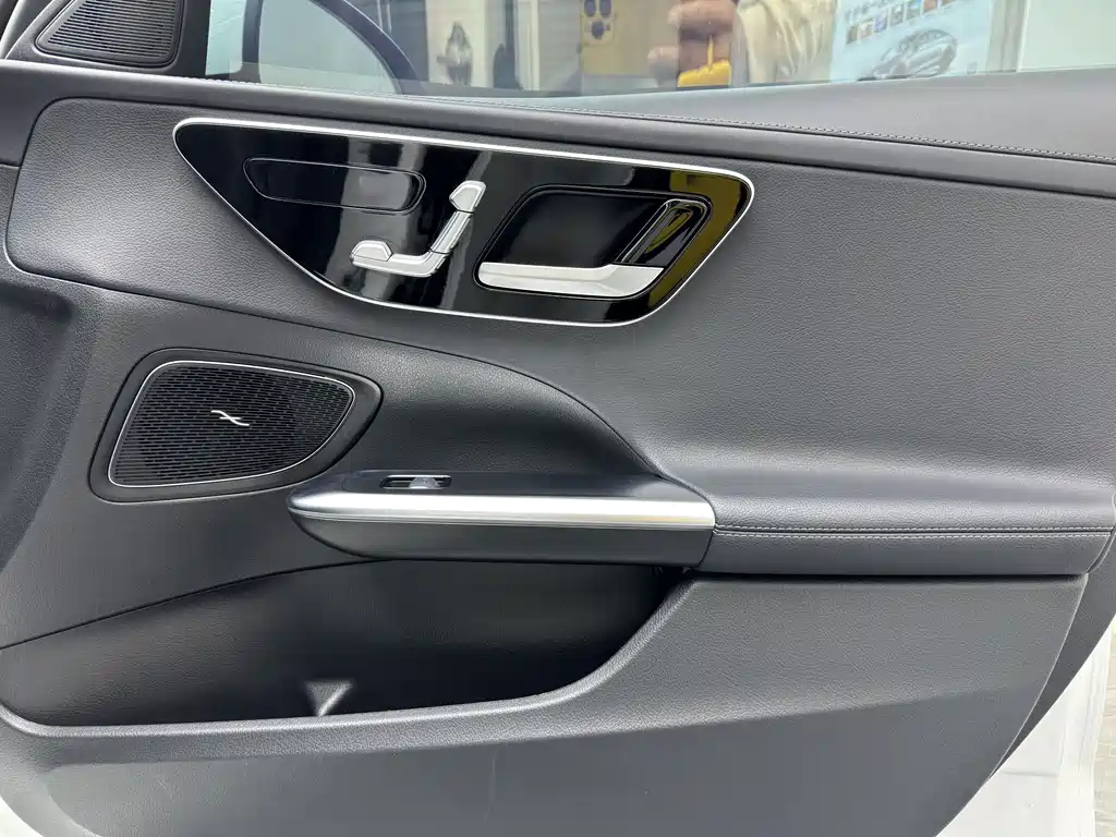 Mercedes-Benz Mercedes-Benz C-Class 2024 C 260 L Sport Edition 2024 - thumbnail 23