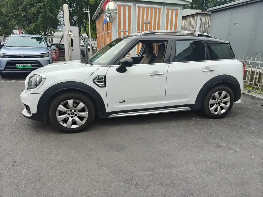 MINI MINI Countryman 2018 1.5T COOPER ALL4 Classic 2018 - thumbnail 5