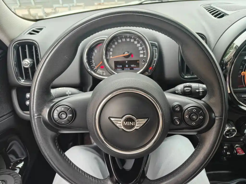 MINI MINI Countryman 2018 1.5T COOPER ALL4 Classic 2018 - thumbnail 8