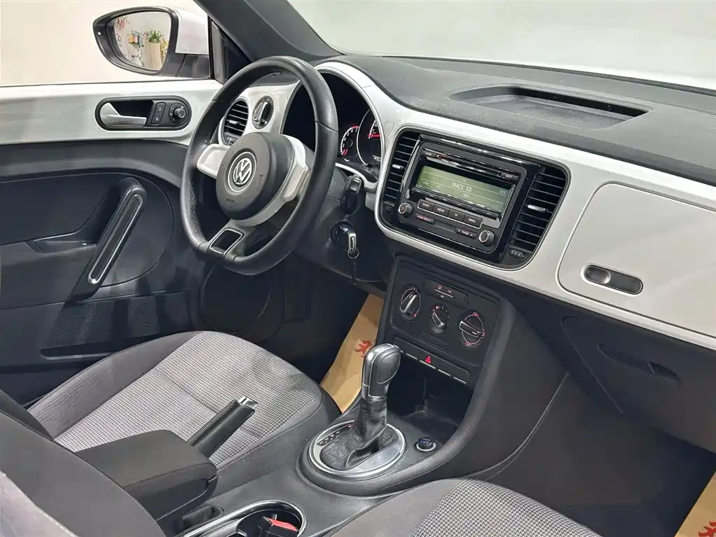 Volkswagen Beetle 2015 180TSI 2016 - thumbnail 13