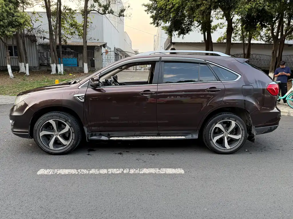 BYD BYD S7 2015 2.0T Upgraded Automatic Flagship 2015 - thumbnail 4