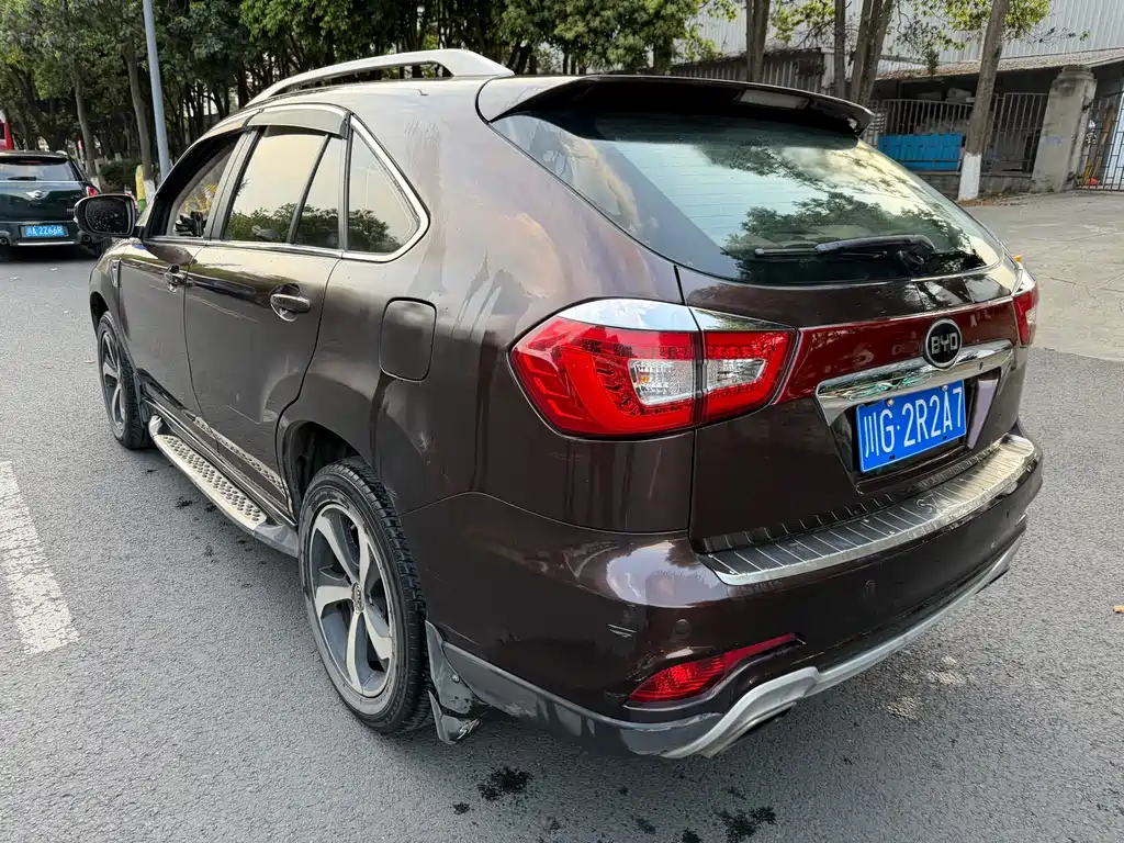 BYD BYD S7 2015 2.0T Upgraded Automatic Flagship 2015 - thumbnail 5