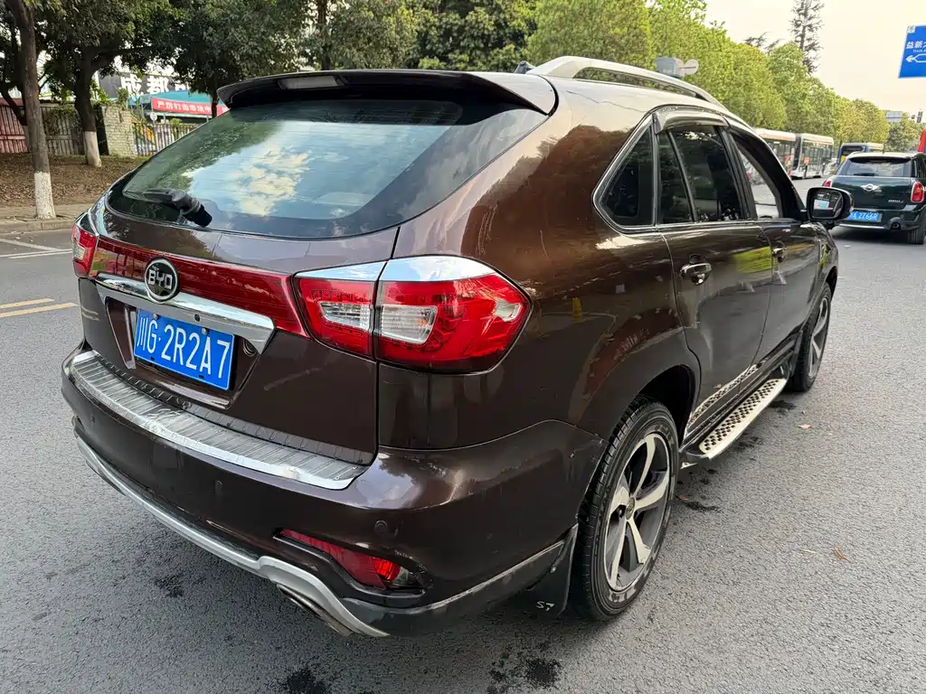 BYD BYD S7 2015 2.0T Upgraded Automatic Flagship 2015 - thumbnail 7