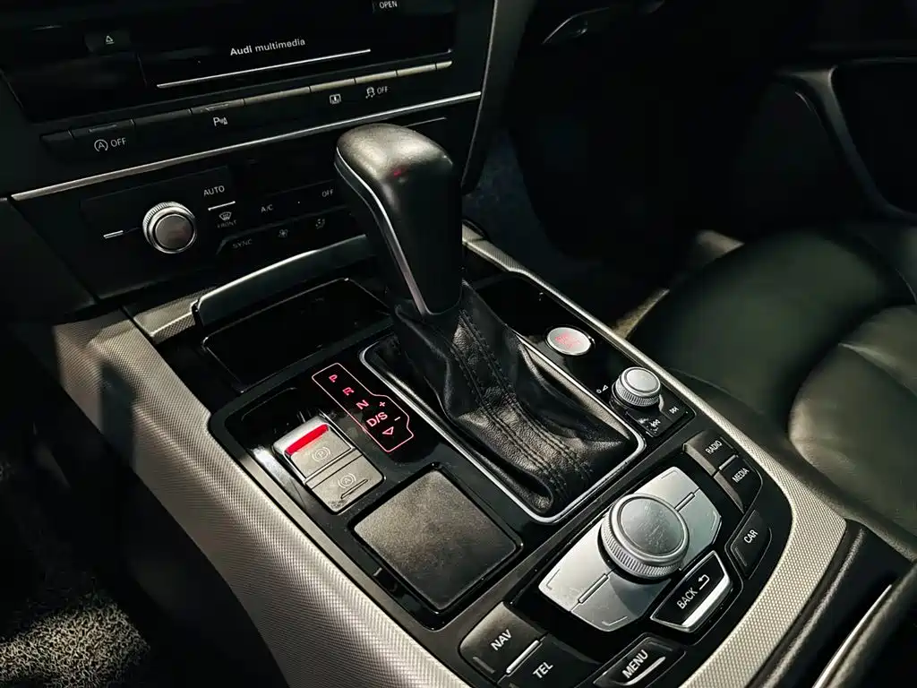 Audi Audi A6L 2018 30th Anniversary Edition 45 TFSI quattro Sport 2019 - thumbnail 11