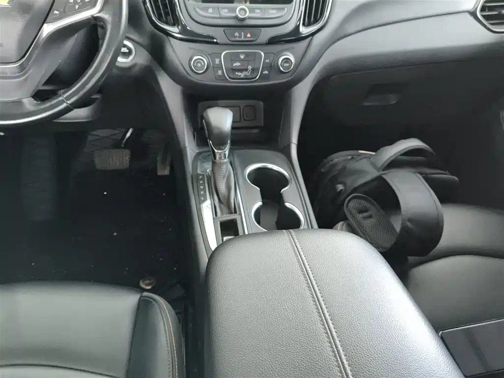 Chevrolet Chevrolet Equinox 2022 535T Chi Jie Edition 2022 - thumbnail 11