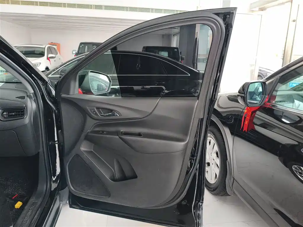 Chevrolet Chevrolet Equinox 2022 535T Chi Jie Edition 2022 - thumbnail 19