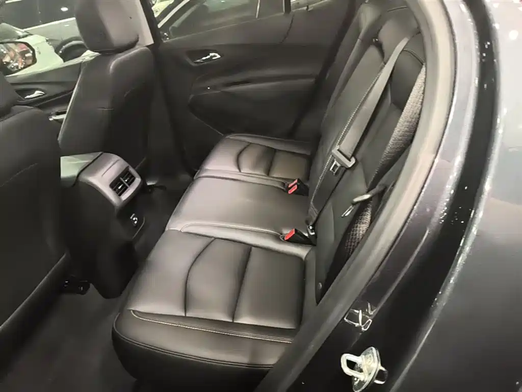 Chevrolet Equinox 535T 2022 - thumbnail 17