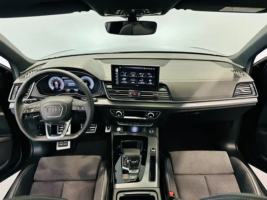 Audi Audi Q5L Sportback 2025 quattro 45th Anniversary Edition 40 TFSI Luxury 2025 - thumbnail 7
