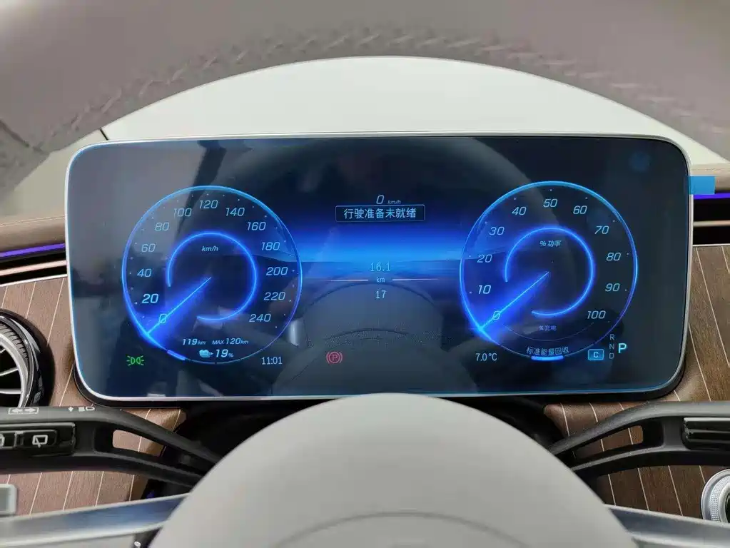 Mercedes-Benz Mercedes-Benz EQE SUV 2024 500 4MATIC Pioneer Edition 2025 - thumbnail 8
