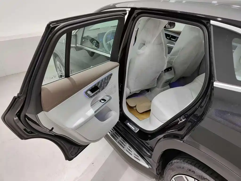 Mercedes-Benz Mercedes-Benz EQE SUV 2024 500 4MATIC Pioneer Edition 2025 - thumbnail 10