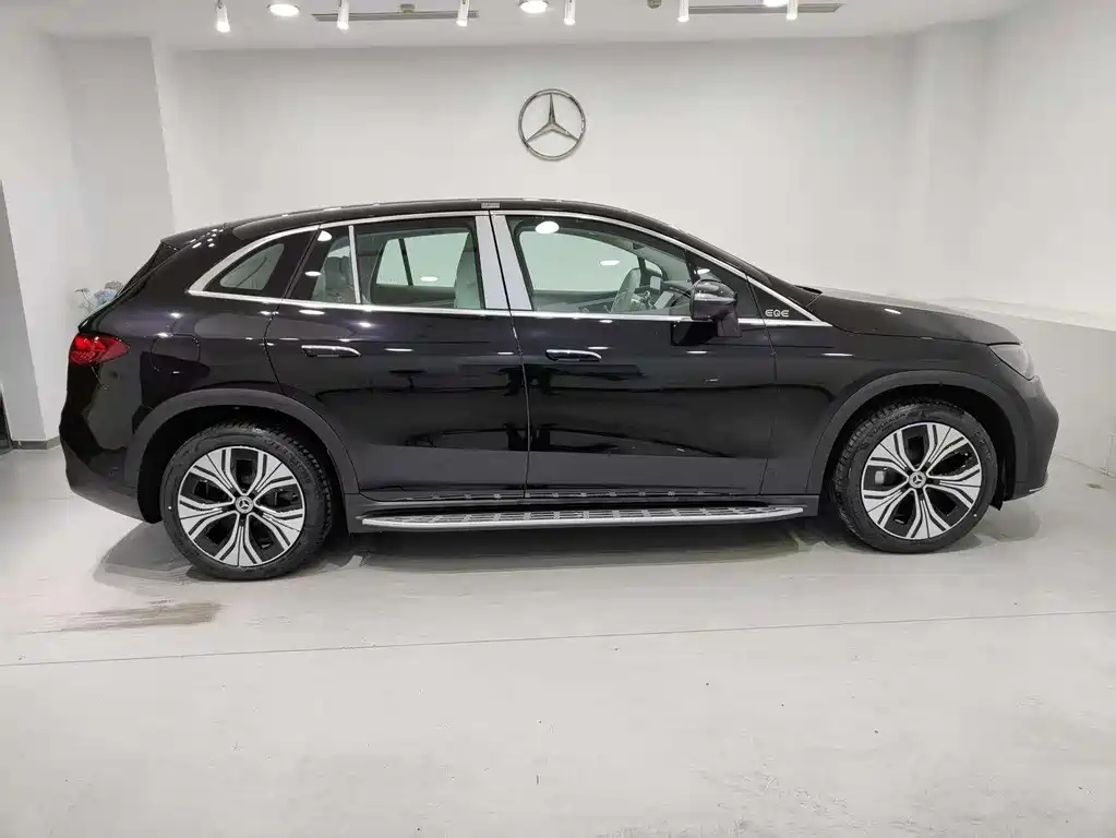 Mercedes-Benz Mercedes-Benz EQE SUV 2024 500 4MATIC Pioneer Edition 2025 - thumbnail 16