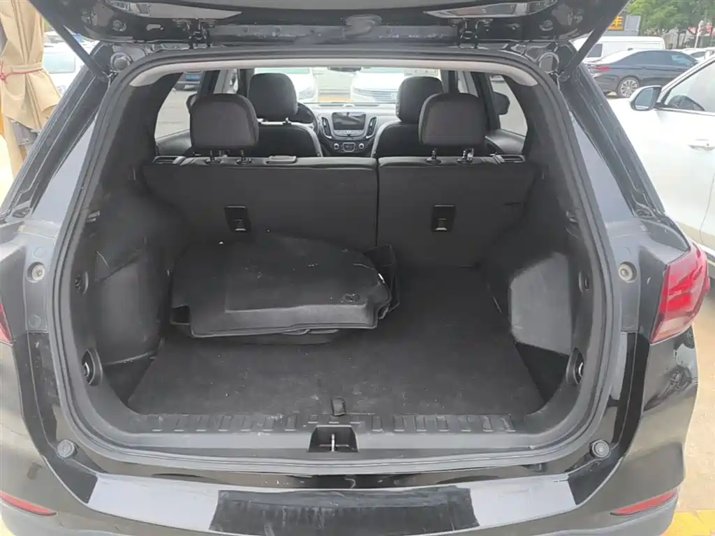 Chevrolet Equinox 535T 2022 - thumbnail 19