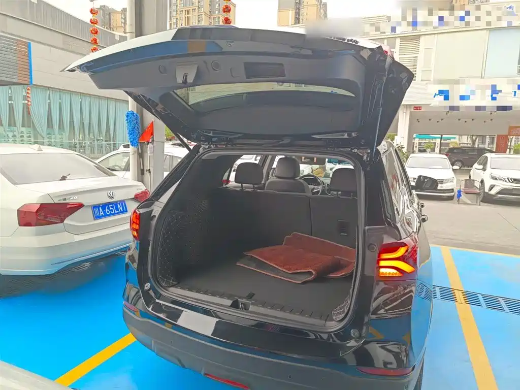 Chevrolet Equinox 2022 535T Chi Jie Edition 2023 - thumbnail 19