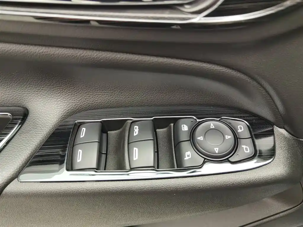 Chevrolet Chevrolet Equinox 535T 2023 - thumbnail 9