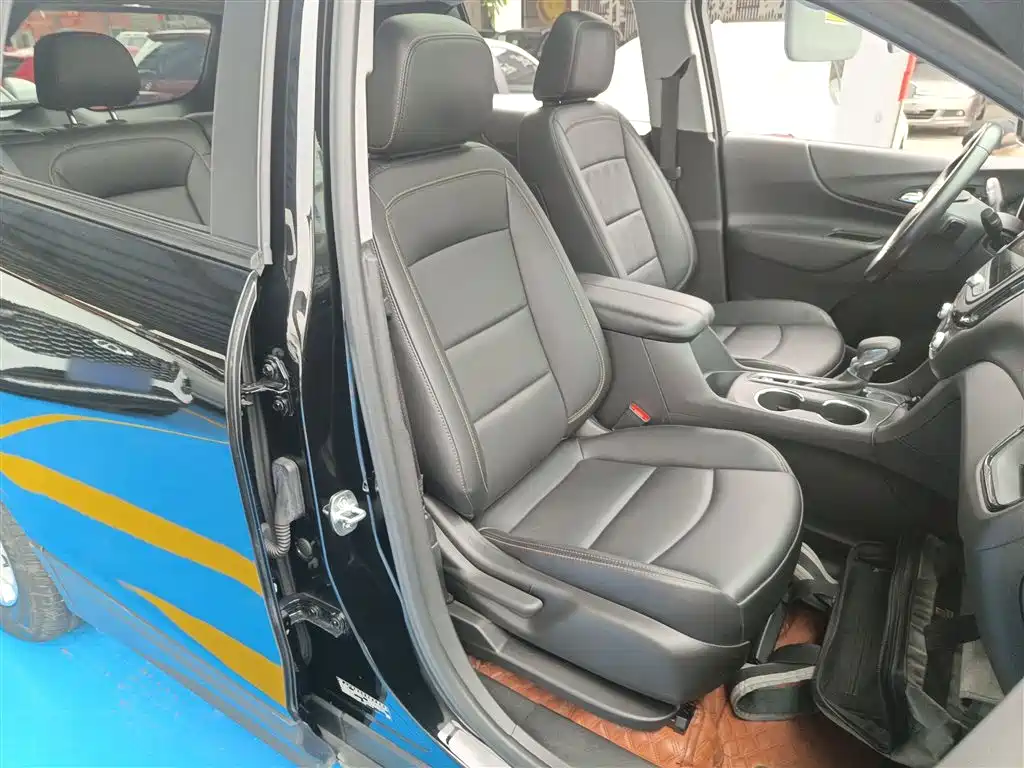 Chevrolet Equinox 2022 535T Chi Jie Edition 2023 - thumbnail 25