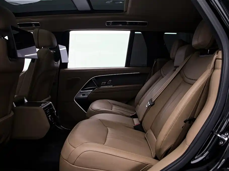 Land Rover Range Rover 2025 3.0 L6 400PS Autobiography LWB 2025 - thumbnail 13