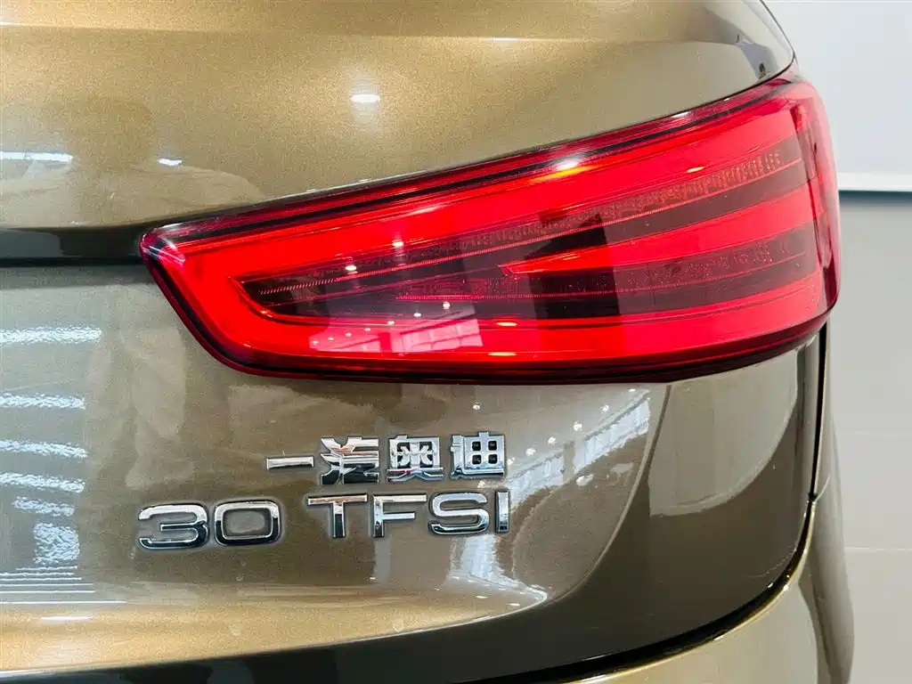 Audi Audi Q3 2015 30 TFSI Comfort 2015 - thumbnail 16