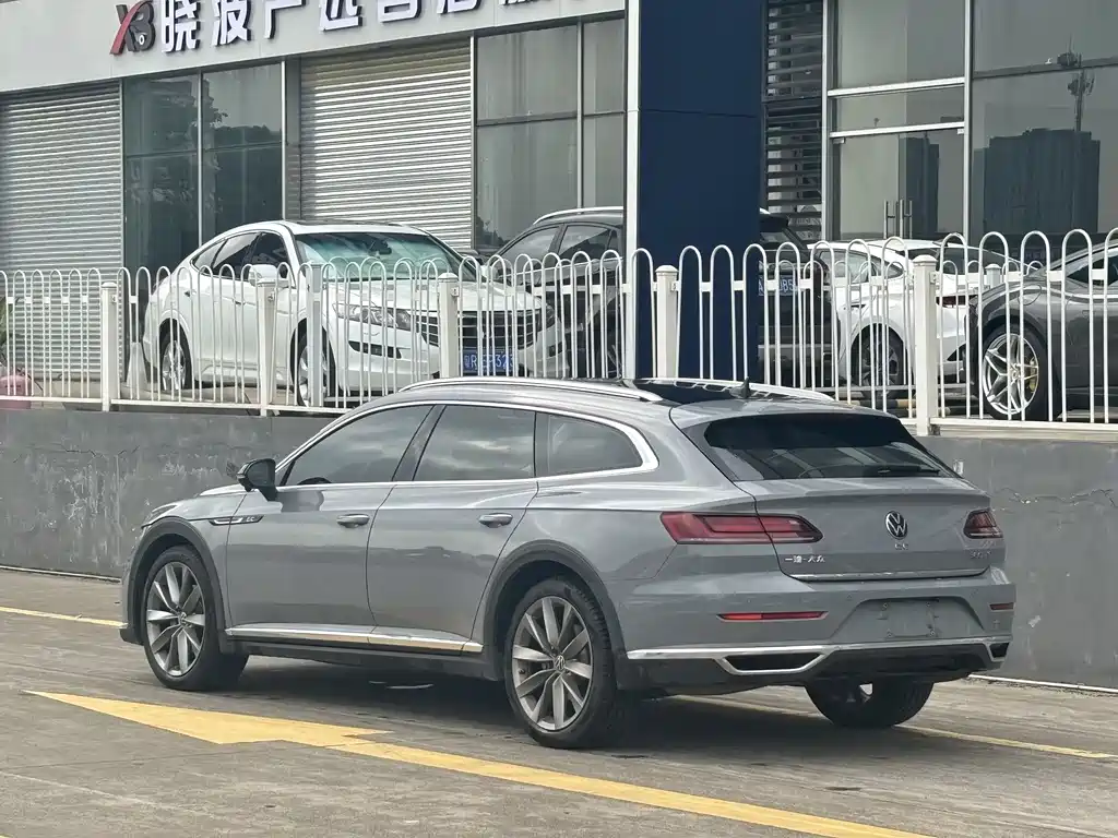 Volkswagen FAW-Volkswagen CC 2023 Shooting Brake 380TSI 2022 - thumbnail 3