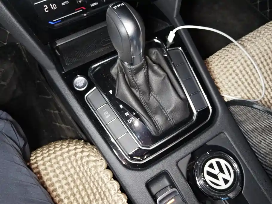 Volkswagen Magotan 2023 2 Million Commemorative Edition 380TSI DSG Flagship 2024 - thumbnail 16