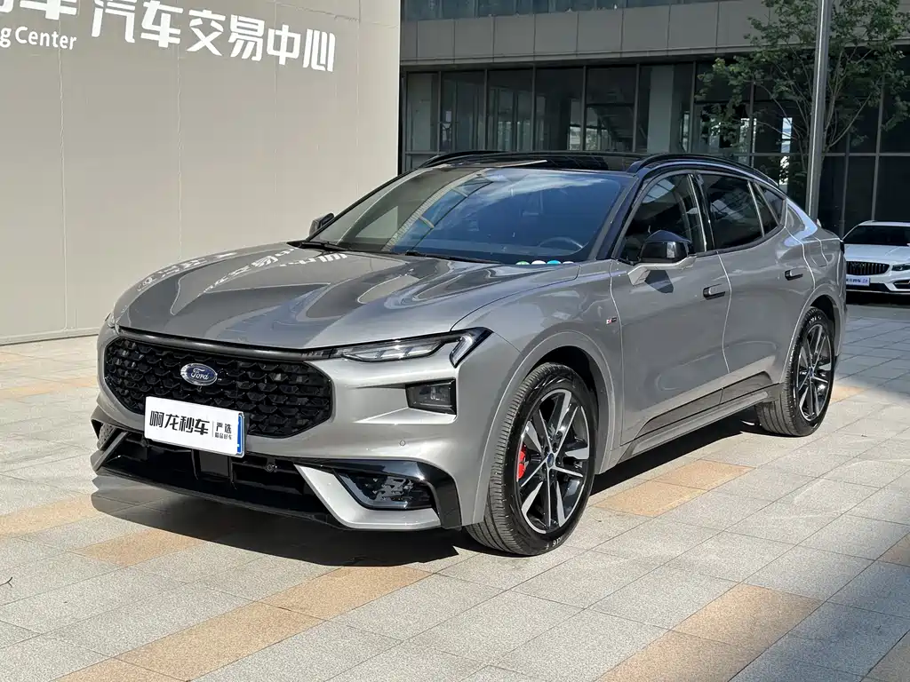 Ford EVOS EcoBoost 245 ST-Line 2022 - thumbnail 2