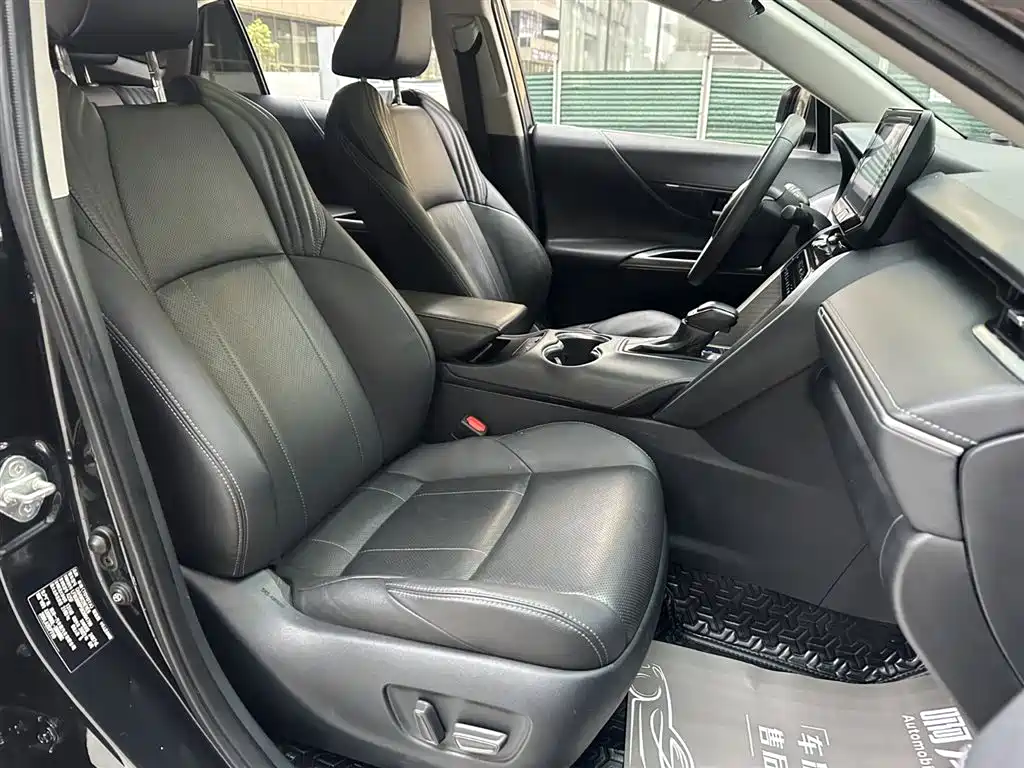 Toyota Toyota Harrier 2022 Hybrid 2.5L CVT FWD Luxury Edition 2023 - thumbnail 9