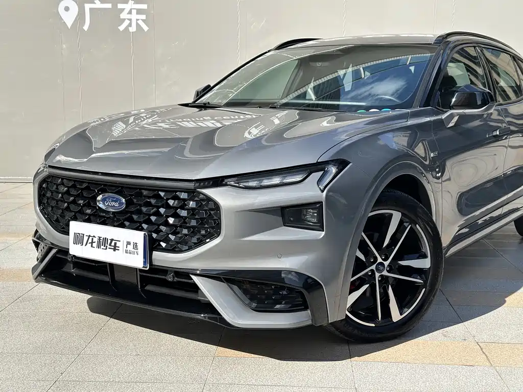 Ford EVOS EcoBoost 245 ST-Line 2022 - thumbnail 15