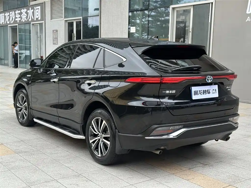 Toyota Toyota Harrier 2022 Hybrid 2.5L CVT FWD Luxury Edition 2023 - thumbnail 13