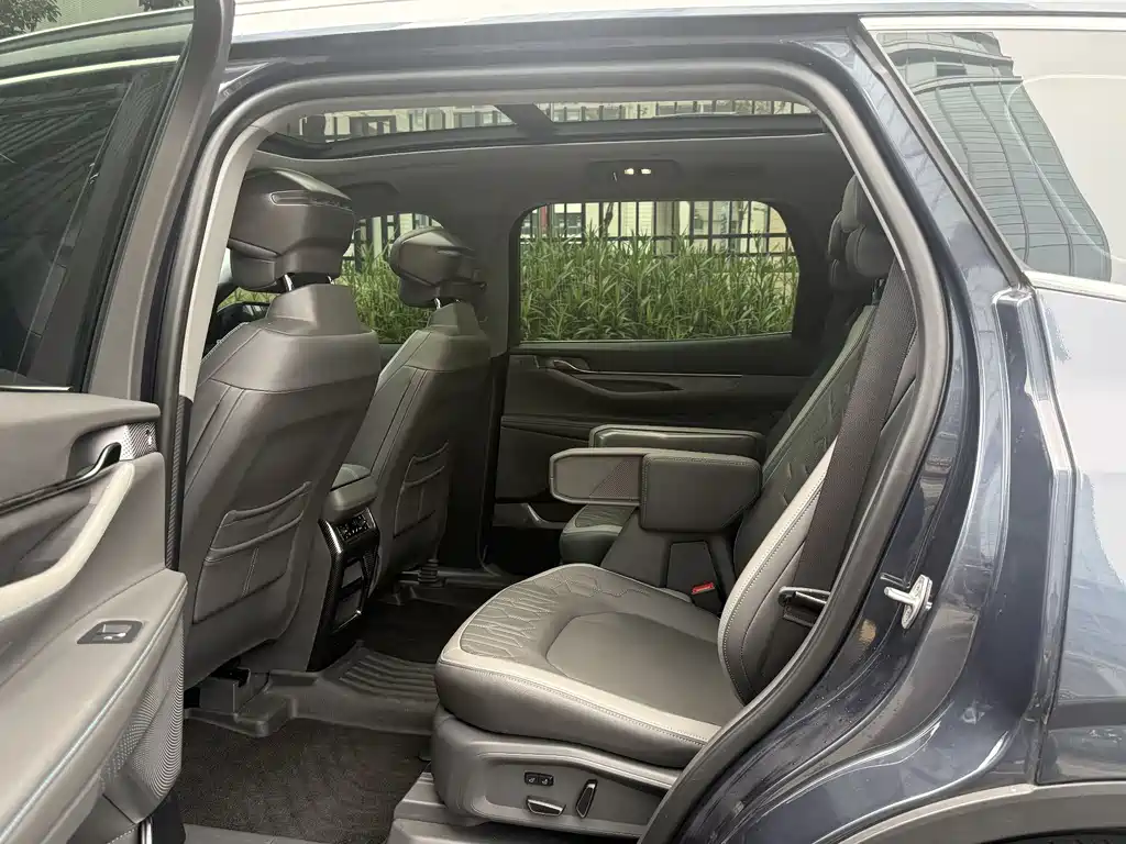 Ford Ford Edge L 2023 2.0T EcoBoost HEV FWD 7-Seater Luxury Edition 2024 - thumbnail 15
