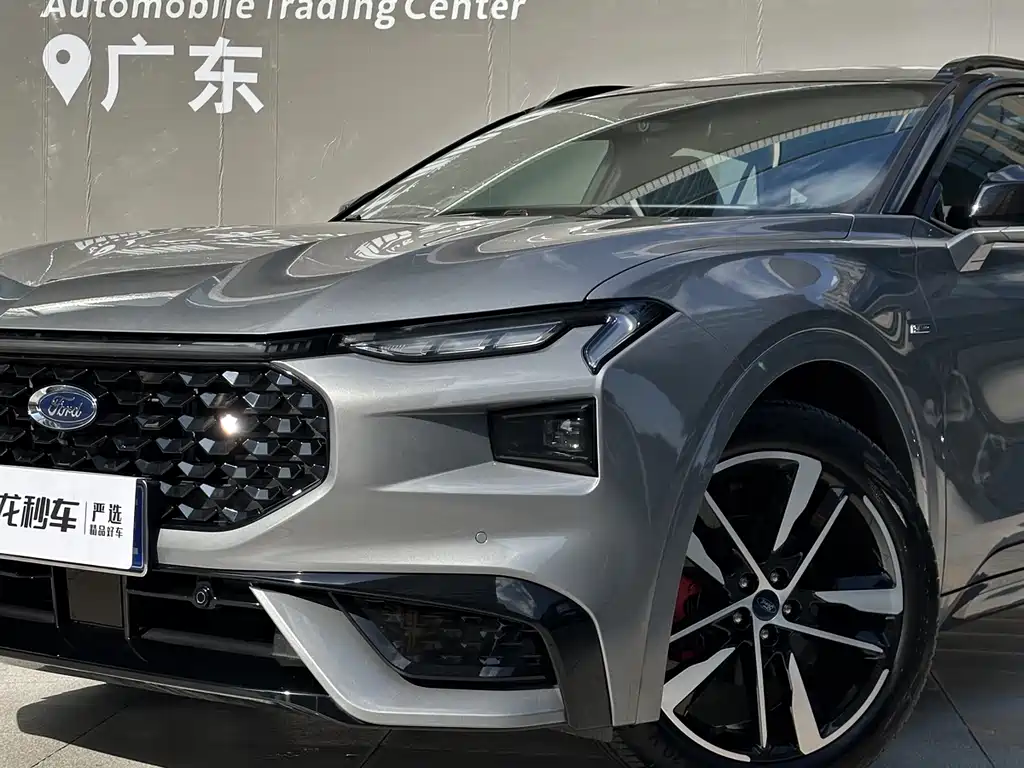 Ford EVOS EcoBoost 245 ST-Line 2022 - thumbnail 17