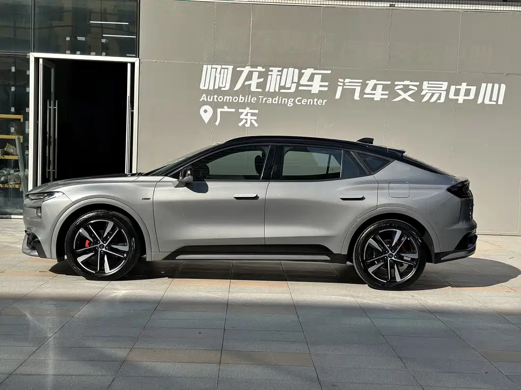 Ford EVOS EcoBoost 245 ST-Line 2022 - thumbnail 18