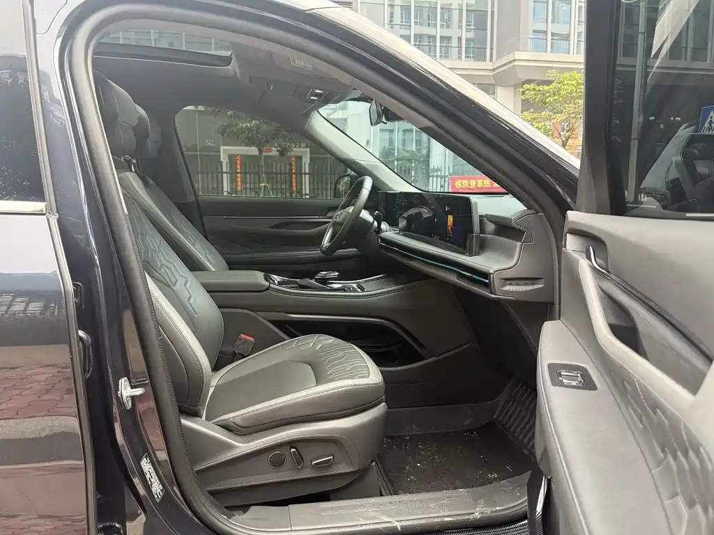 Ford Ford Edge L 2023 2.0T EcoBoost HEV FWD 7-Seater Luxury Edition 2024 - thumbnail 17