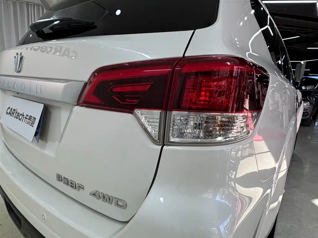 Dongfeng Fengdu Paladin 2023 2.0T Gasoline AWD Premium Edition 2024 - thumbnail 23