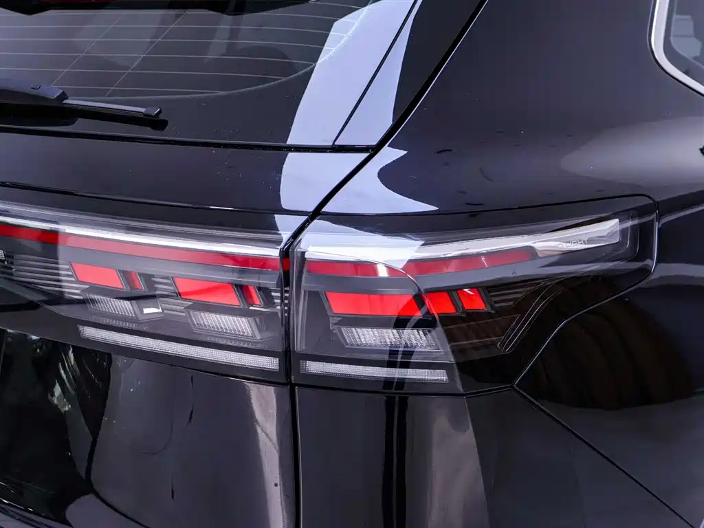 Volkswagen Tiguan L 2024 PRO 330TSI FWD R-Line 2024 - thumbnail 9