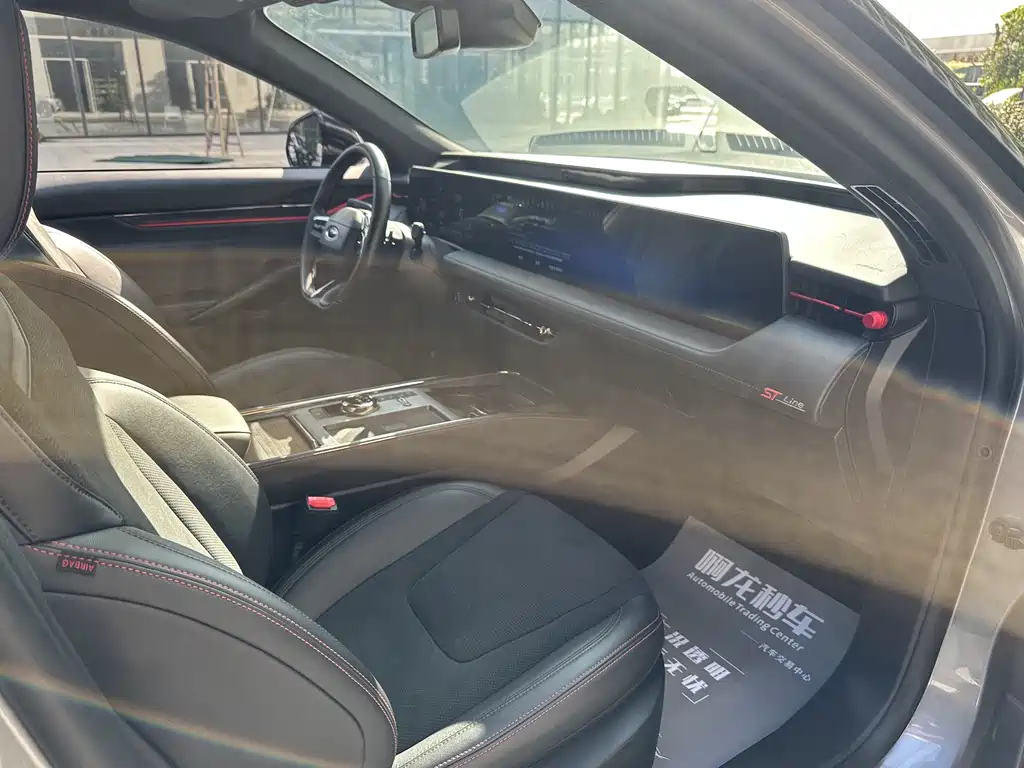 Ford EVOS EcoBoost 245 ST-Line 2022 - thumbnail 22